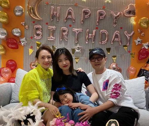 汪峰大女儿吃瓜视频