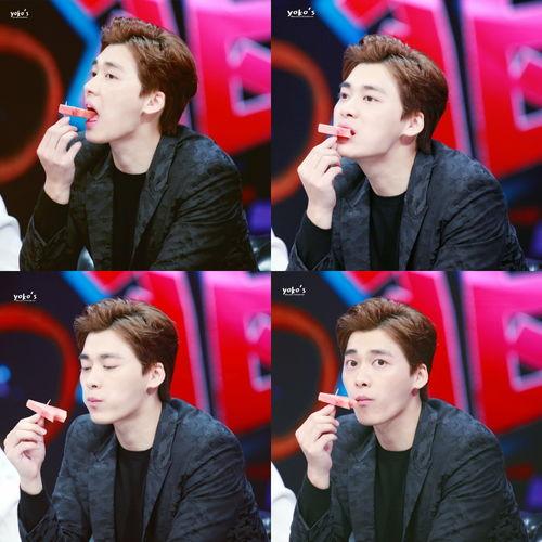 李易峰吃瓜幽默段子视频,笑料百出，瓜田笑果连连