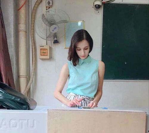 河南郑州表妹吃瓜视频,一场接地气的夏日街头美食盛宴