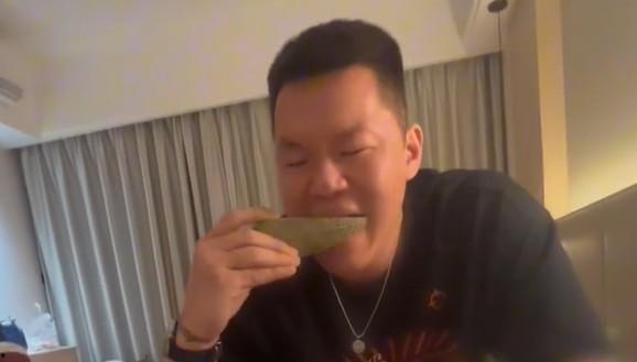 吃瓜震惊的视频,视频揭露惊人真相！